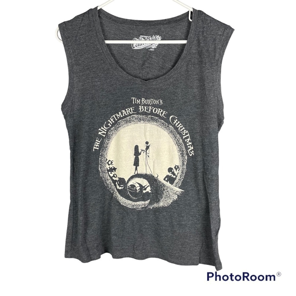 Old Navy Collectabilities Tim Burton’s The Nightmare Before Christmas Tshirt